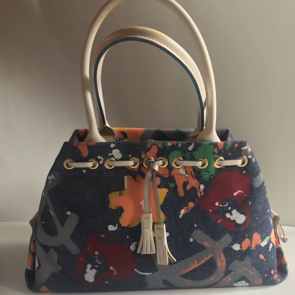 Dooney and Bourke satchel handbag